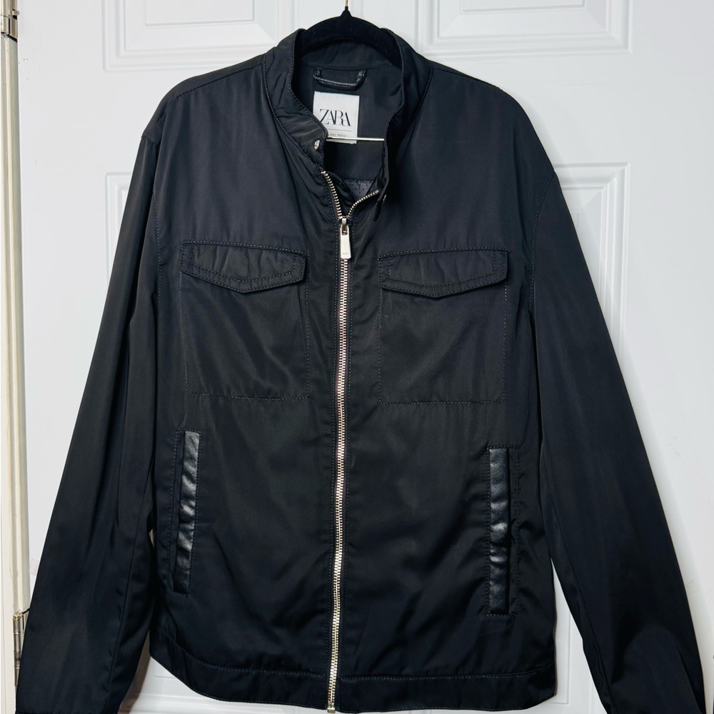 Zara Men's Black Lightweight Jacket